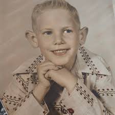 Who remembers White Rider records in the late 70s where you could buy all  those imports for records not released yet in Oz. I think it was in Forrest  place, next door