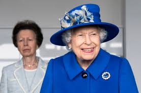A central weekend of events and festivities will mark hm's 70 years on the throne. Nphgnynnk99thm