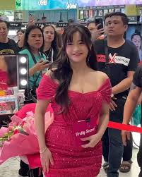 Look: Young Kapuso actress and one of the country's prettiest JILLIAN WARD  spotted at Watson's SM Mall of Asia celebrating PRETTY SECRET's newest  campaign "Pick Your Pretty". More details at www.showbiznestlifestyle.com  #PrettySecretPH #