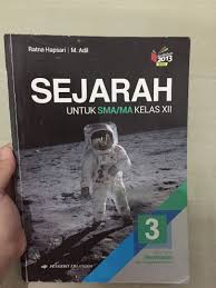 Pos berikutnya download buku ekonomi kelas 12 pdf. Buku Paket Erlangga Sejarah Minat Inter Untuk Sma Ma Kelas Xii Duabelas Kurikulum 2013 Buku Alat Tulis Buku Di Carousell