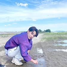 Jeonghan (정한) is a south korean singer and performer under pledis entertainment. Seventeen Jeonghan Shows Off His Refreshing Visual In New Instagram Photos Kpopstarz
