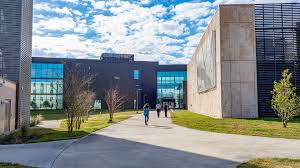 UNIVERSITY OF HOUSTON CLEAR LAKE(UHCL)
