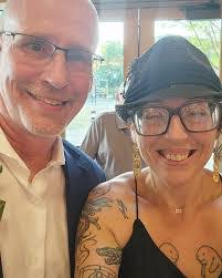 Susan Viers's Instagram, Twitter & Facebook