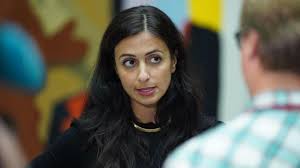 Последние твиты от hadia tajik (@hadiatajik). Hadia Tajik Slar Tilbake Mot Kritikk Av Bokomslag Abc Nyheter