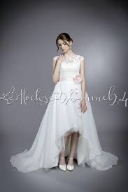 Trotz eines scheinbar immer größeren angebots an brautmode, finden einige bräute nicht das richtige. Pin Auf Hochzeitskleider Brautkleider Wedding Dress