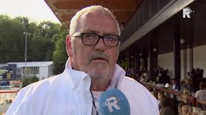 Black book, directed by paul verhoeven. Ernst Daniel Smid Kippenvel Als De Gang Van Een Paard Majestueus Op De Muziek Is Youtube