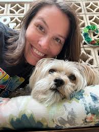 Outdoor yoga classes for all levels welcome