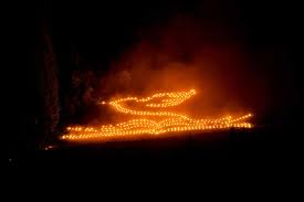Heiligstes herz jesu, du inbegriff der liebe, sei du uns schutz im leben und unterpfand des ewigen heils. Herz Jesu Feuer Im Tannheimer Tal Tannheimer Tal Tourismus