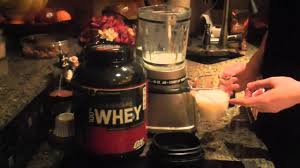 Second, you have greater flavor options and flexibility to mix it into your favorite drink or smoothie. Wondering What To Mix Protein Powder With Here Are Your Options