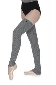 Up until now, i have only used the straight loom knitter for a simple scarf or two and as i wanted to do a lot more experimenting with my newly discovered wooly craft. Wear Moi S Aras Long Knitted Leg Warmers Warm Up Wear For Dancers