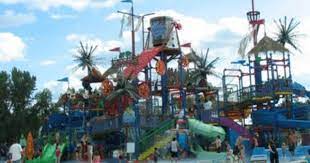 Des Moines Ia Adventureland Waterpark Water Park Places Ive Been Places