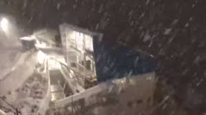 Maa vaishno devi shrine is conveniently located from delhi. Vaishno Devi Shrine First Snowfall See Mesmerising Pics Photos Videos India News India Tv