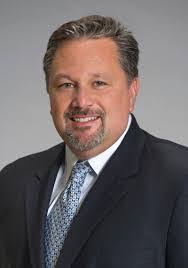 Robert Kayne's Instagram, Twitter & Facebook