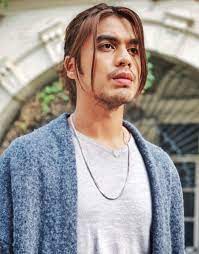Mimpi memiliki rambut panjang yang berkilau merupakan pertanda yang baik. Biodata Ben Amir Pelakon Drama Sweet Dreams Inilah Realiti