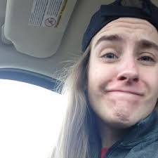 Elaine Angell's Instagram, Twitter & Facebook