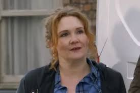 Celebrity news, interviews & pictures