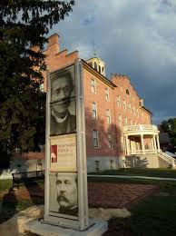 9 Must See Sites Of Gettysburg Plus 7 Spots For R R Gettysburg Gettysburg Ghosts Gettysburg Battlefield