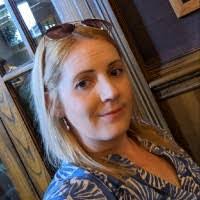 Veronica Ballard's Instagram, Twitter & Facebook