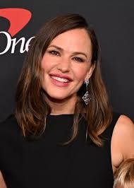 Happy Birthday to the Graceful Jennifer Garner! 🎬🎂🌟💖🎭