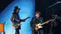 Bob Dylan, fresh off performance at SPAC, visits Colonie recording studio