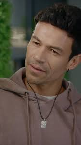 🎭 El destacado actor Alejandro Trejo es Luis Emilio Walker, un hombre de  negocios y oscuras intenciones. La presencia de Diana en su vida podría  ponerlo en jaque, si es que ella