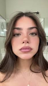 Shawna Harrington's Instagram, Twitter & Facebook