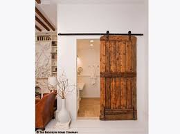 Comment Renover Une Grange Avec Succes Elle Decoration Maison Renovation Maison Deco Salle De Bain