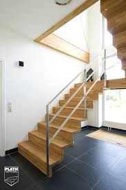 Faltwerktreppe Aus Eiche Geburstet Und Geolt Mit Podest Mit Gelander Aus Edelstahl Treppenbau Plath Ihr Treppenprof Faltwerktreppe Treppe Hausrenovierung