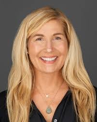 Brooke Thompson's Instagram, Twitter & Facebook