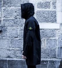 Entdecken sie die neuheiten im frühjahr/sommer 2021. Armani Fur Die Azzurri Zum Runden Leder