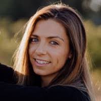 Monica Pollock's Instagram, Twitter & Facebook