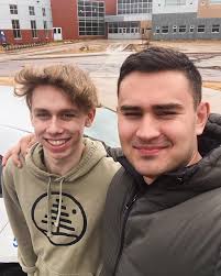 Jacob a High School Student from Monett just passed his driving test.  Congratulations 🎊