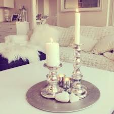 Pin Von ʝɛaŋŋiɛ ɧsℓℓɛყ Auf ɧsɱɛ ɛ Sཞ Couchtische Dekorieren Dekoration Wohnzimmer Kerzen Dekorieren