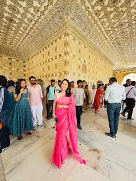 Prajakta Junnarkar Mayekar | 'Dutch ...