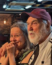 Lima Duarte celebra os 75 anos da filha, a atriz Debora Duarte: 'Um brinde' 