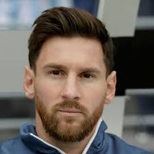 Родился 24 июня 1987, росарио, аргентина). The Best Lionel Messi Haircuts Hairstyles 2021 Update