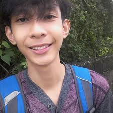 family-on-multiple-wifi-devices