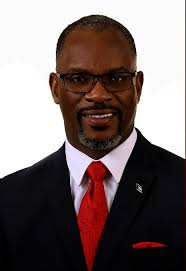 It was awesome to see Eight Mile Rock native and track and field star Blake  Bartlett training at the Grand Bahama Sports Complex today. Welcome home  Blake!!