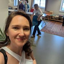 Machen Sie sich bereit für eine künstlerische Reise im „The Collector's  Cellar“! 🎨✨ Entdecken Sie die lebendigen Werke von Barbara Scherrer in  einer einzigartigen Atmosphäre. Besuchen Sie uns am 28. März 2025.