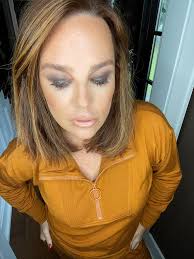 How to create smoky eyes without primer or concealer?