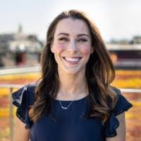 Ashley Omara's Instagram, Twitter & Facebook