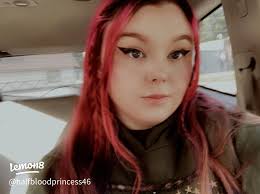 Celebrating My Special Day: A Birthday Reflection 🩷