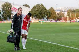 Feel free to mess around | random | clear. Quinten Timber Has Broken His Metatarsal Bones Long Recovery Awaits All About Ajax