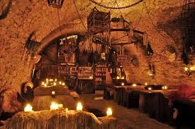 中世紀晚餐與無限暢飲- KKday