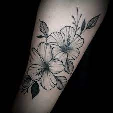 Hibiscus Tattoo By Lila Rees Rock City Tattoo Vt Hibiscus Tattoo Tattoos Hawaiian Flower Tattoos