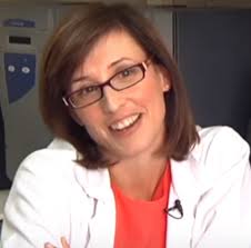 File:Eva Poveda virologist 01.png