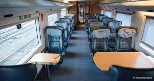 Die waggons der zweiten klasse sind komfortabel und gut ausgestattet, sodass sich ein upgrade nur im fall einer sehr langen reise lohnt. Mehr Platz Und Komfort Das Passiert Beim Ice 3 Redesign Db Inside Bahn