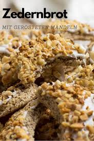Zedernbrot Mit Mandeln Rezept Fur Weihnachtsplatzchen Mit Bildanleitung Platzchen Rezept Lebensmittel Essen Rezept Kekse