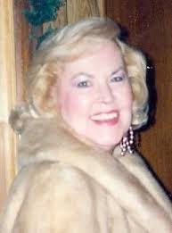 Elizabeth Kitts's Instagram, Twitter & Facebook