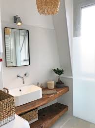 Pour réussir son projet salle de bains, il y a ceux qui aiment tout faire de a à z et ceux qui préfèrent un petit coup de pouce. Renovation Petite Salle De Bains De 3 M2 Cote Maison